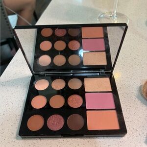 Laura Gellar The Neutrals brand new palette 🎨